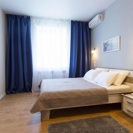 New Studio, Metro Yaroslava Mudroho And Universytet - Chernyshevska Str 95-3 Κχαρκίβ Εξωτερικό φωτογραφία