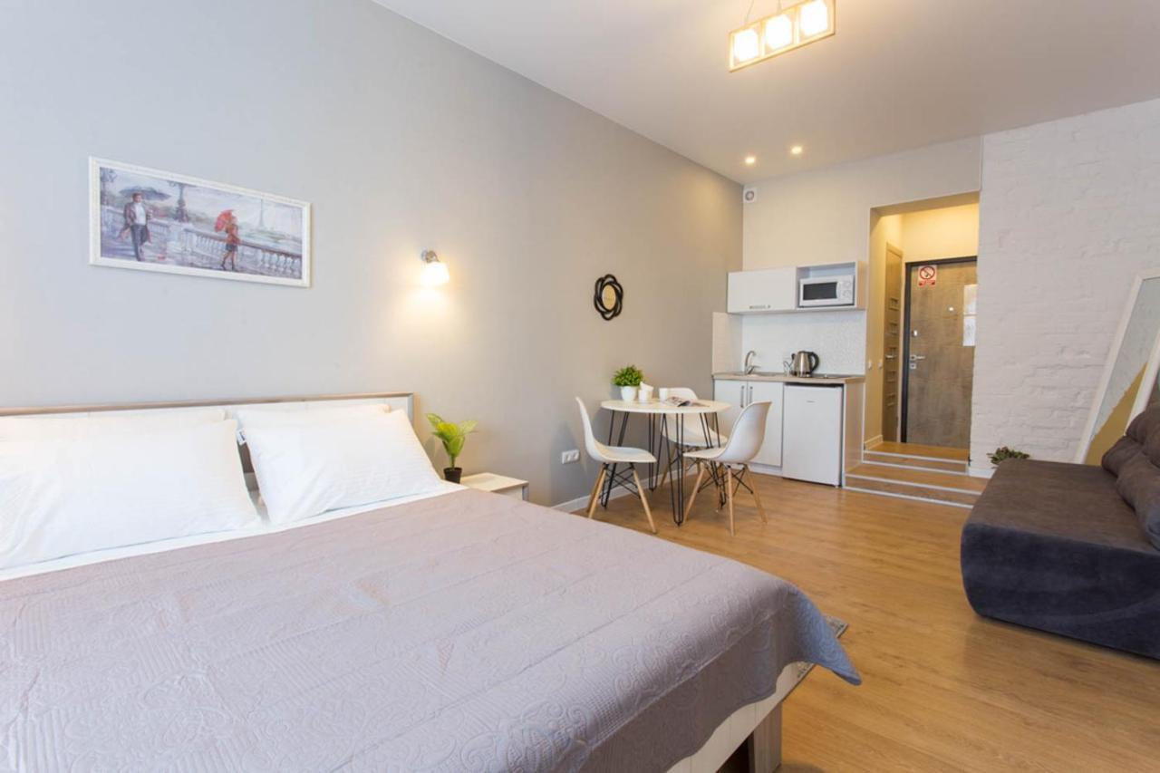 New Studio, Metro Yaroslava Mudroho And Universytet - Chernyshevska Str 95-3 Κχαρκίβ Εξωτερικό φωτογραφία