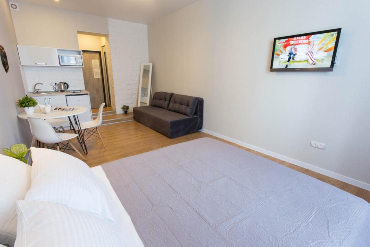 New Studio, Metro Yaroslava Mudroho And Universytet - Chernyshevska Str 95-3 Κχαρκίβ Εξωτερικό φωτογραφία